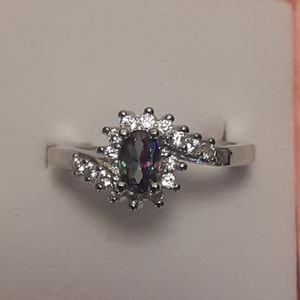 Marvelous Mystic topaz ring size 8 gorgeous